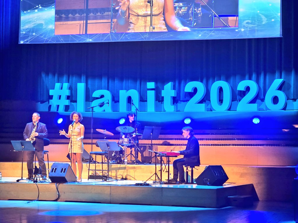 Carme Fenoll tweet media