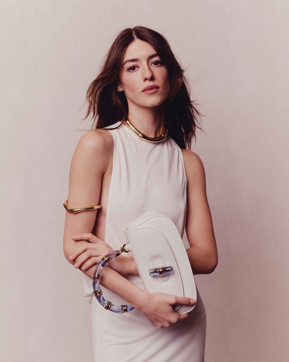 Daisy Edgar-Jones Updates tweet media