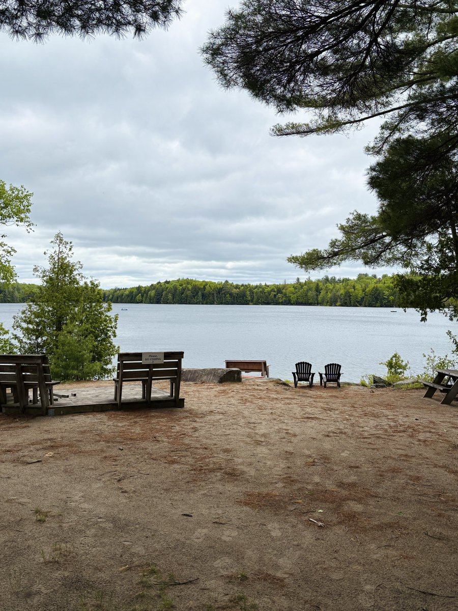 GreatBlueResort's tweet photo. These are just a few of our favourite viewpoints across Ontario's cottage country (swipe).📍🌞

If you're seeking the ideal destination for your family vacation this spring, look no further than Great Blue Resorts! Choose from several regions, including...

✅ Muskoka
✅ The Kawarthas
✅ Perth, ON
✅ Prince Edward County

🔎 Learn more about the full lakeside resort cottage experience by visiting https://t.co/SYrXMesrwh.

📲 Find out how you can save up to 30% on your stay this spring by calling 1.833.383.0959 or emailing reservations@greatblueresorts.com.