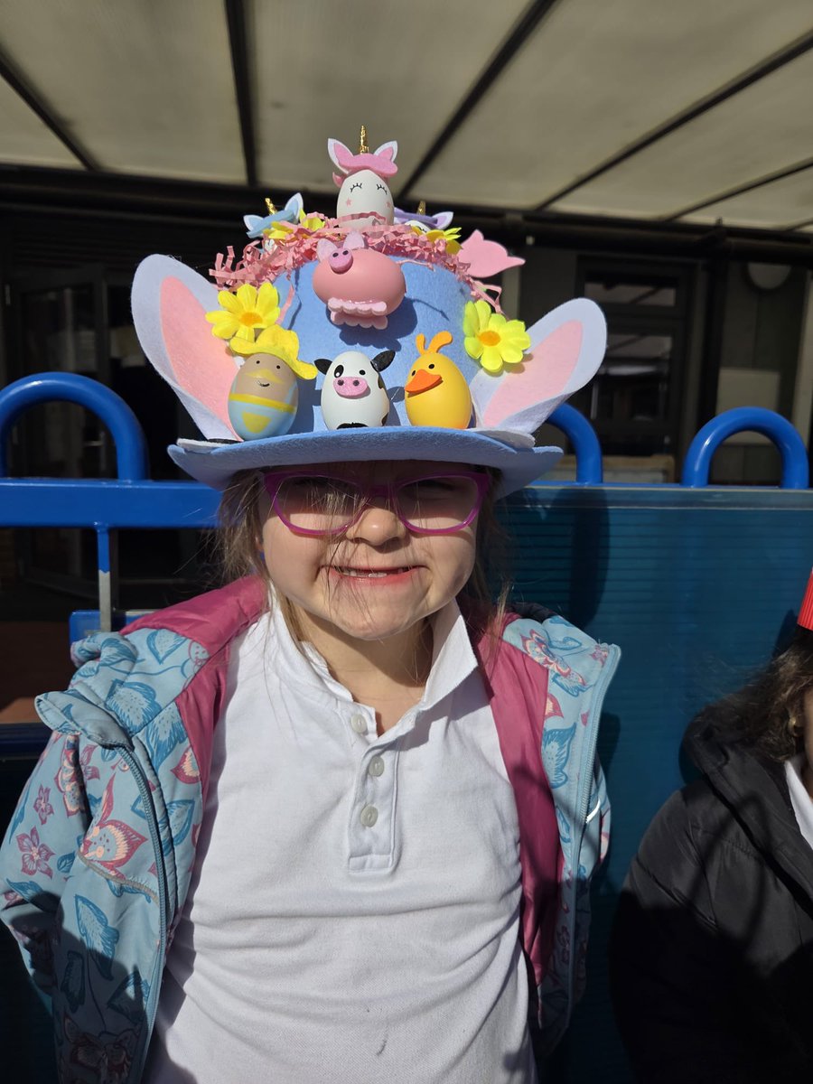 Edgewick Community Primary School tweet media