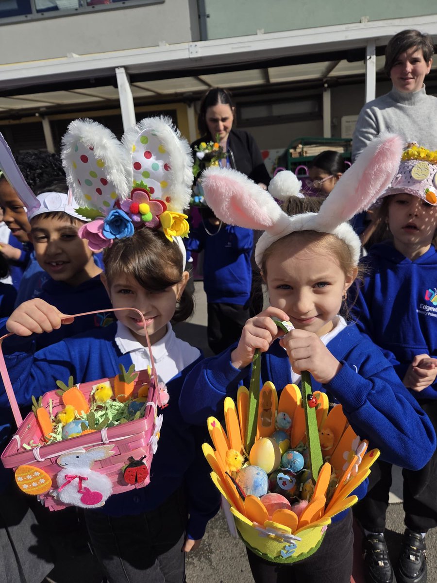 Edgewick Community Primary School tweet media