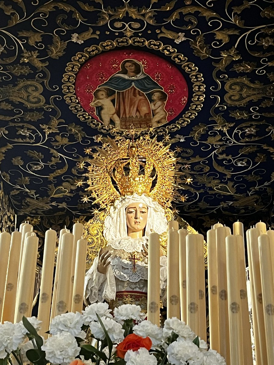 Jamás entenderéis el amor hacia la Madre De Dios. Pero con Ella, todo es más sencillo.