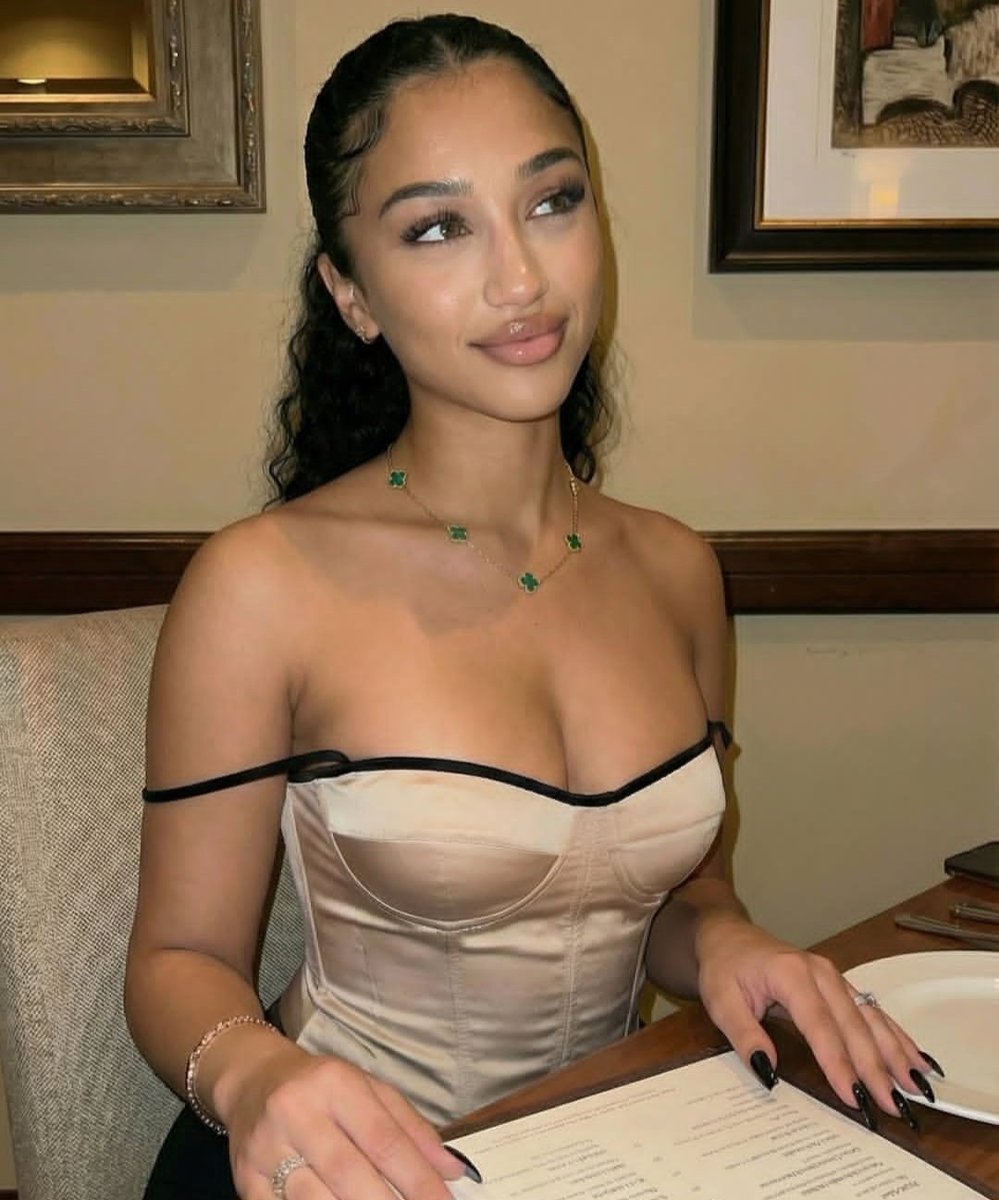 MERRY🌸 tweet media