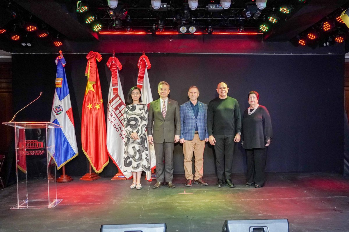 Teatro Nacional Eduardo Brito tweet media