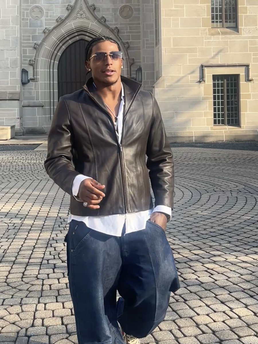 ꒰ა j8a ໒꒱ tweet media