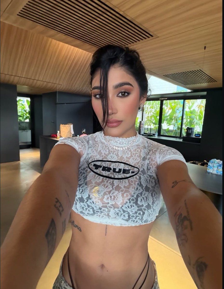 Linda Domínguez tweet media