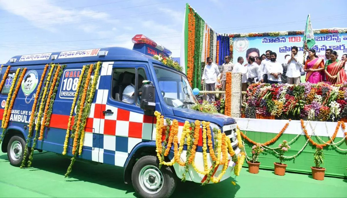 CultNtr192's tweet image. If you want to compare his qualification with @ysjagan 

First try to compare the qualification of leaders whom #pemmasani is working with🤡

Chaiwala @narendramodi
#interfail pk
#backstabbing &amp;amp;  phd discountinued #cbn

@ysjagan father, father-in-law, mother-in-law are doctors 🩺