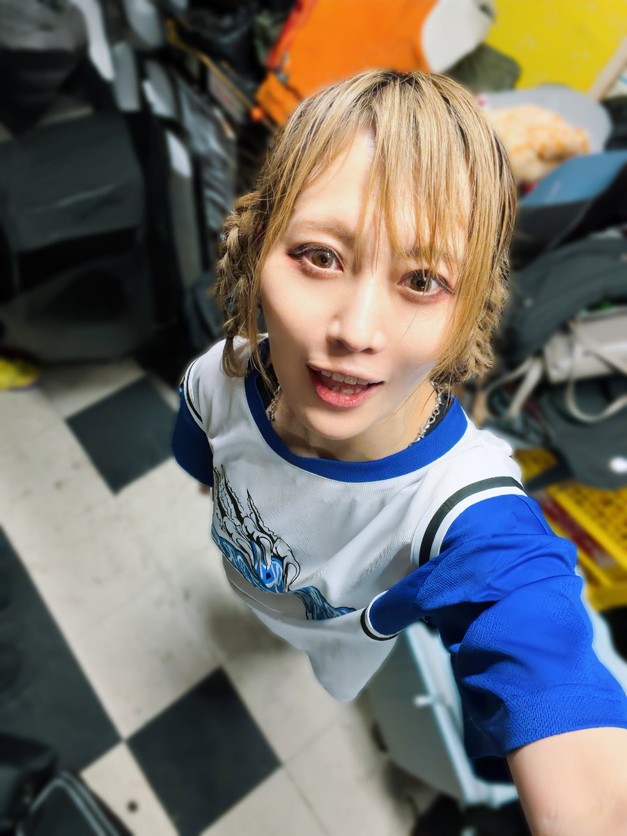 ざべす(FrozeN CakE BaR・コバラヘル) tweet media