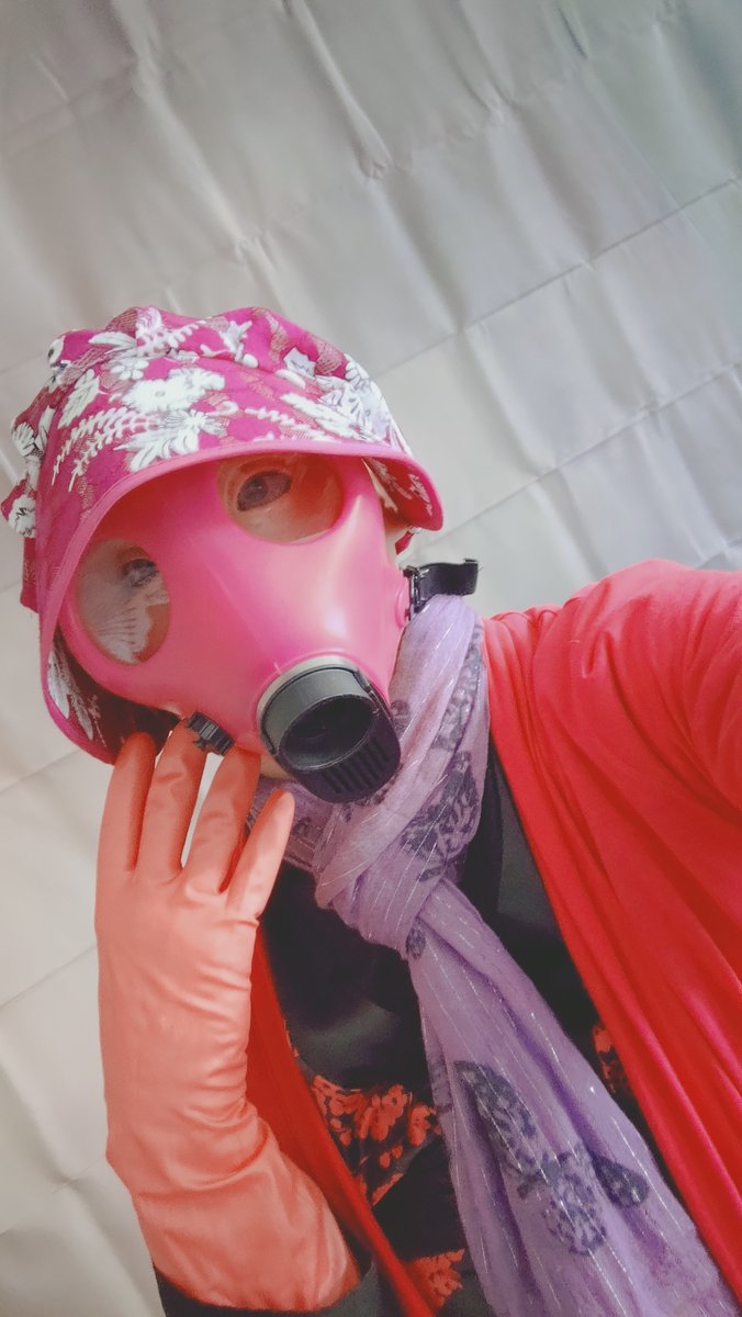 wampiremaster's tweet photo. Mannequin Doll Putting On Pink Gas Mask &amp; Gloves Model! 
https://t.co/m3xEdDOyvA https://t.co/Hf7tCiBEiK