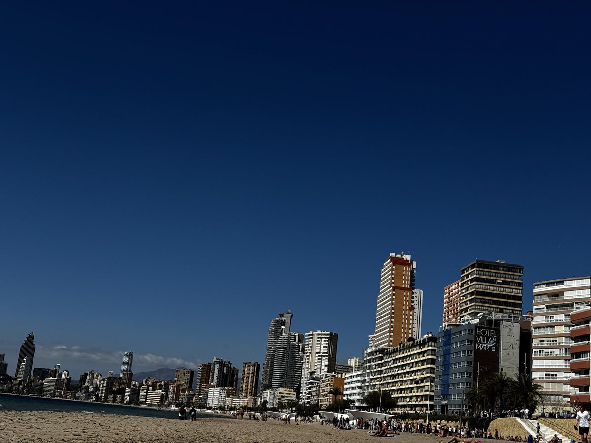 spot cas tweet media