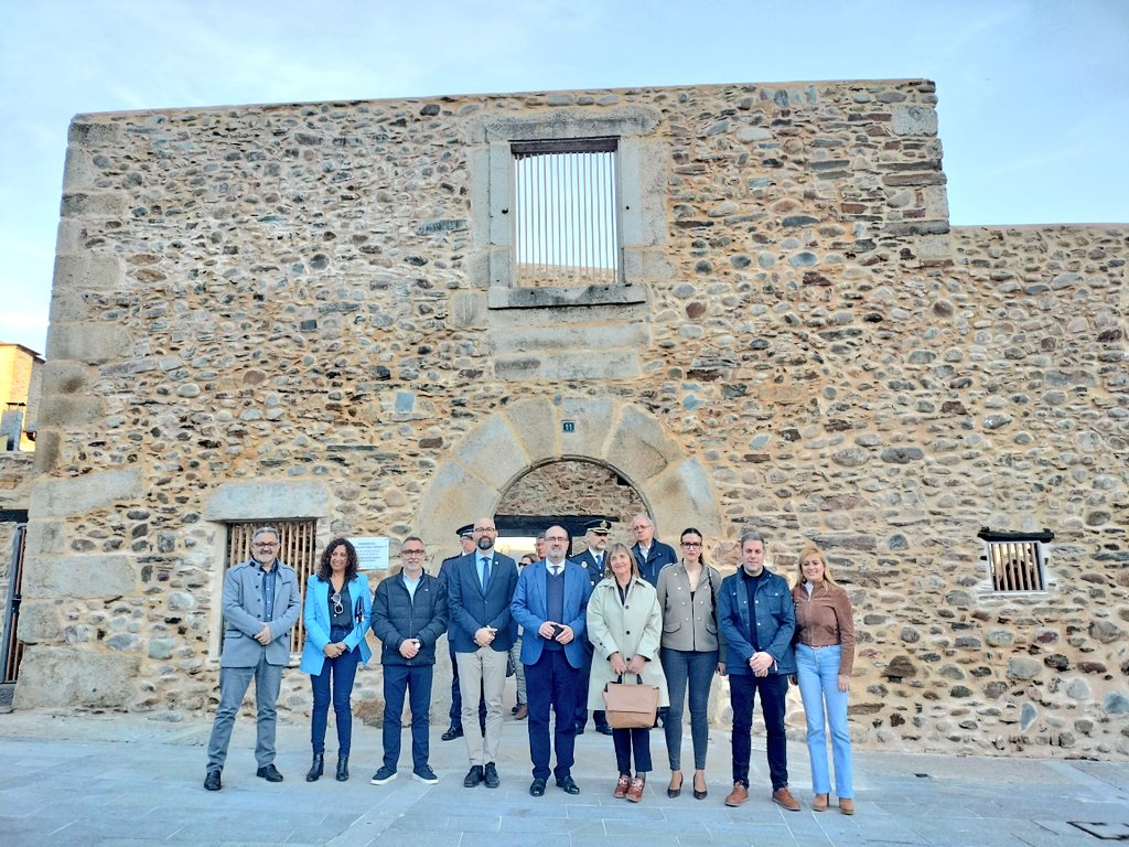 Ayto. de Ponferrada tweet media