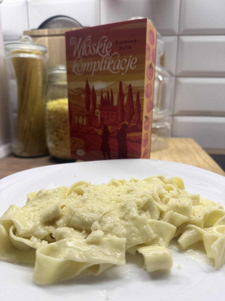 OkiemMbooks tweet media