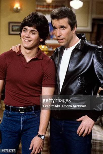 barbaravitali2's tweet photo. Happy Birthday to #BillyWarlock March 26,1961 #Capitol #HappyDays #Baywatch https://t.co/bEfT3TcEAu