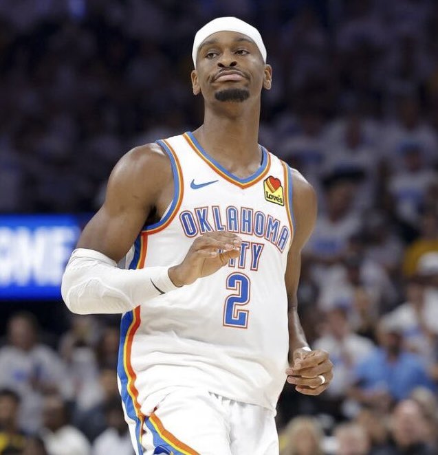 statdefender's tweet photo. Players Averaging Over 25.0 PPG & With A Defensive Field Goal Percentage (DFG%) Under 45.0% In The 2025-26 NBA Regular Season :

1.  Shai Gilgeous-Alexander  —  31.5 PPG & 42.8 DFG%
2.  Jaylen Brown  —  28.6 PPG & 42.8 DFG%
3.  Giannis Antetokounmpo  —  27.6 PPG & 43.4 DFG%
4.  Kevin Durant  —  26.0 PPG & 42.4 DFG%
5.  Devin Booker  —  25.5 PPG & 43.6 DFG%