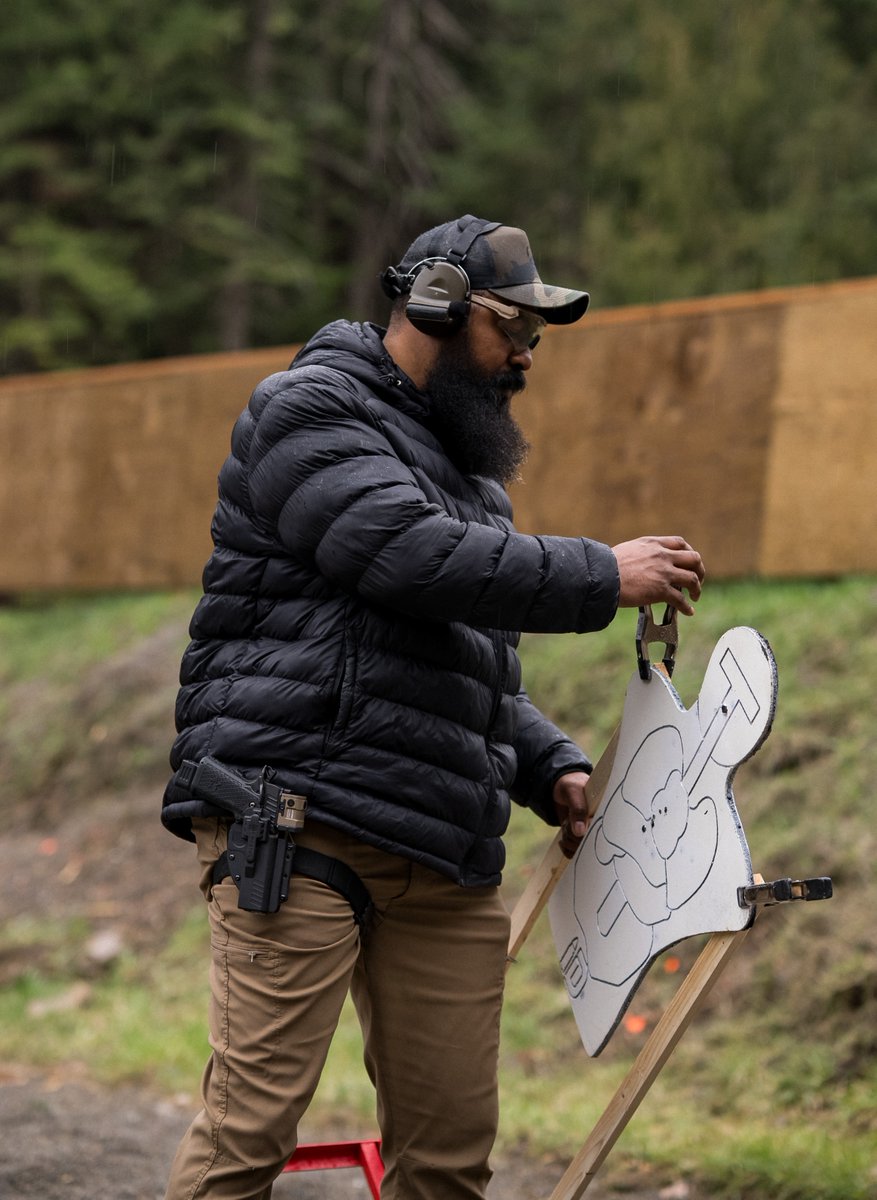 AlienGHolsters's tweet photo. We are excited to announce the newest addition to the PHOTON® Holster line up. https://t.co/W2WOQmwudR