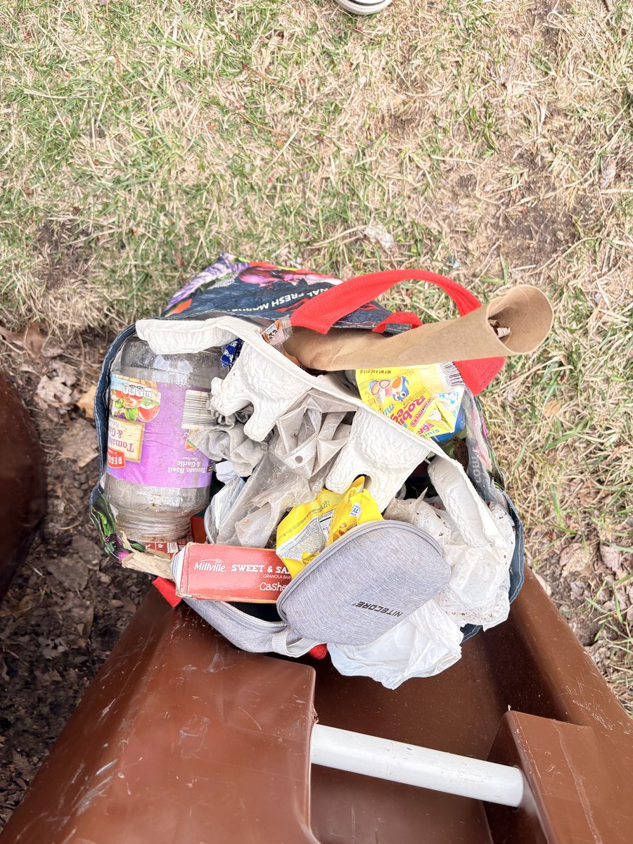 Litter Stuff Annabel & I picked up some litter, but our bag got too full, too fast…I ...