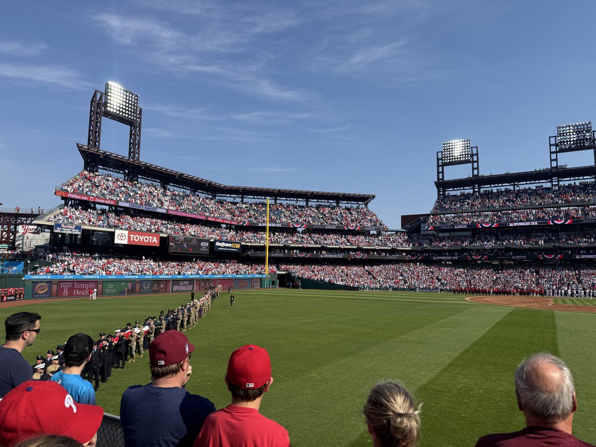 FrenchBen_PHL's tweet image. It’s been an interesting week. But man really happy I end up here! Go Phils!