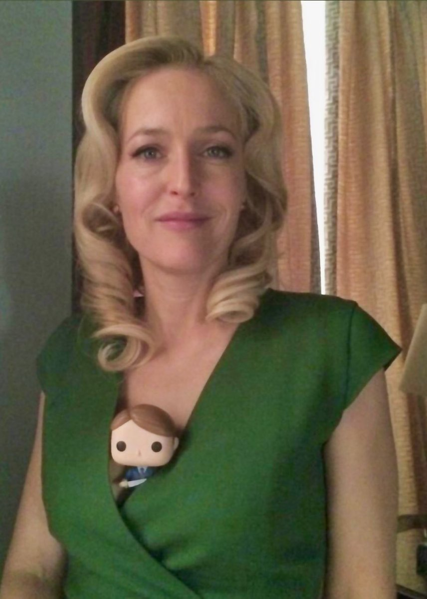 No Context Gillian Anderson tweet media