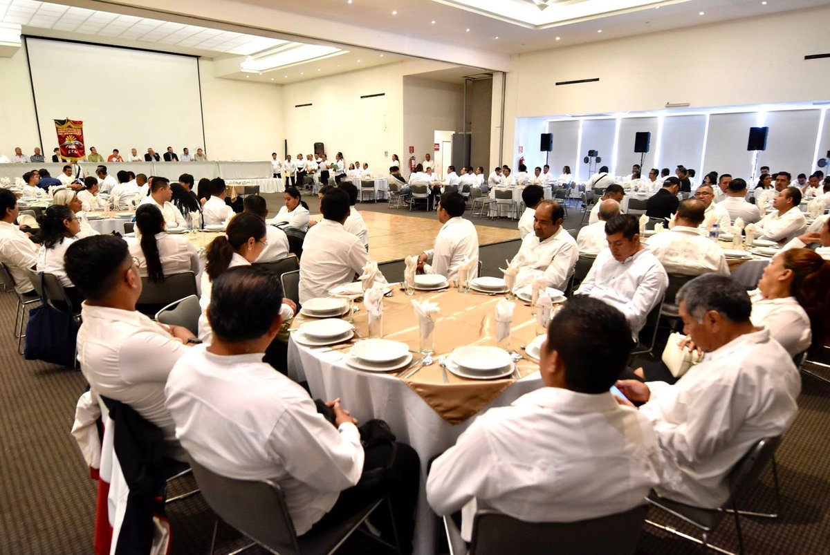 PRI Oaxaca tweet media