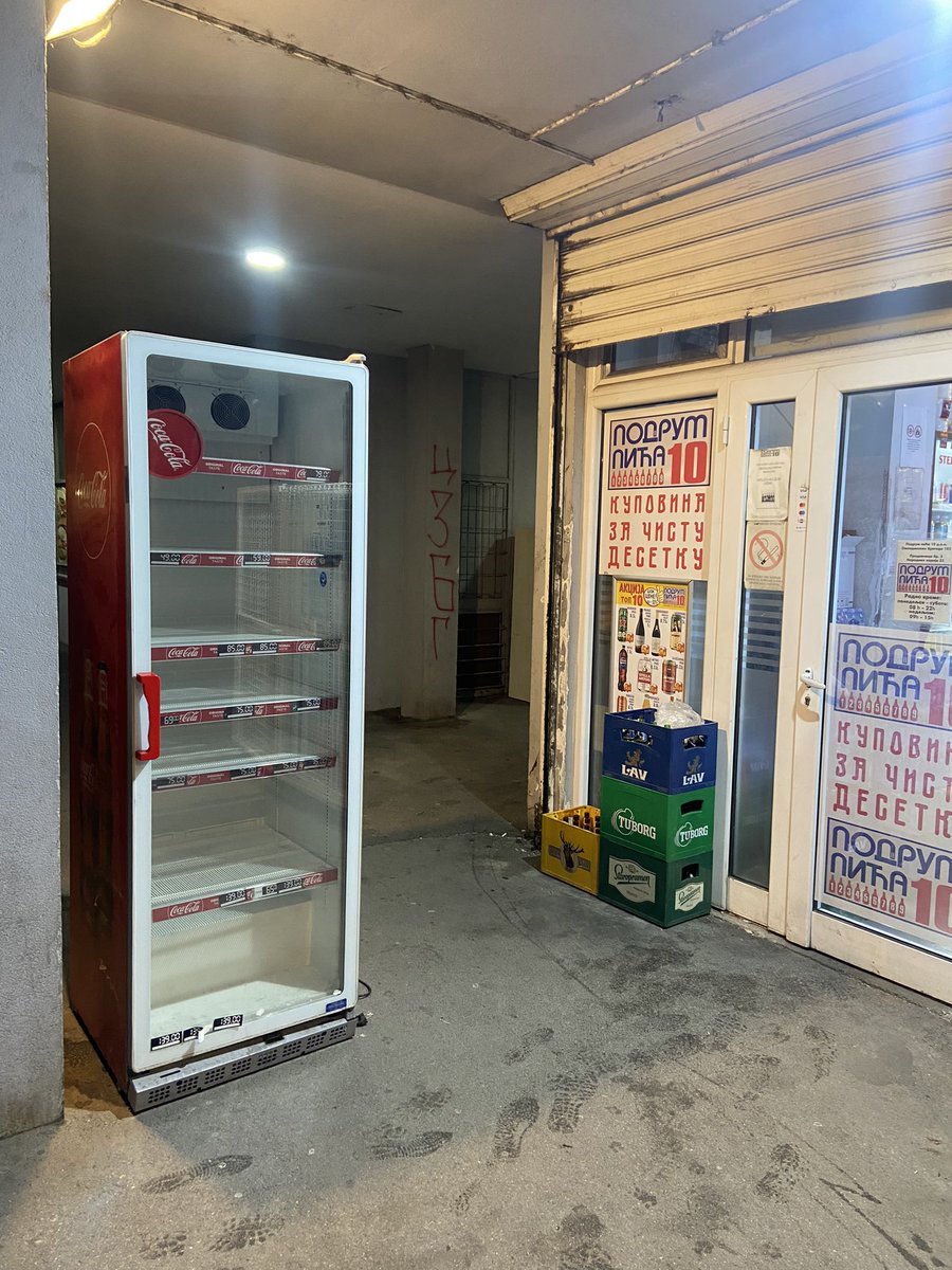 zo100ino tweet media