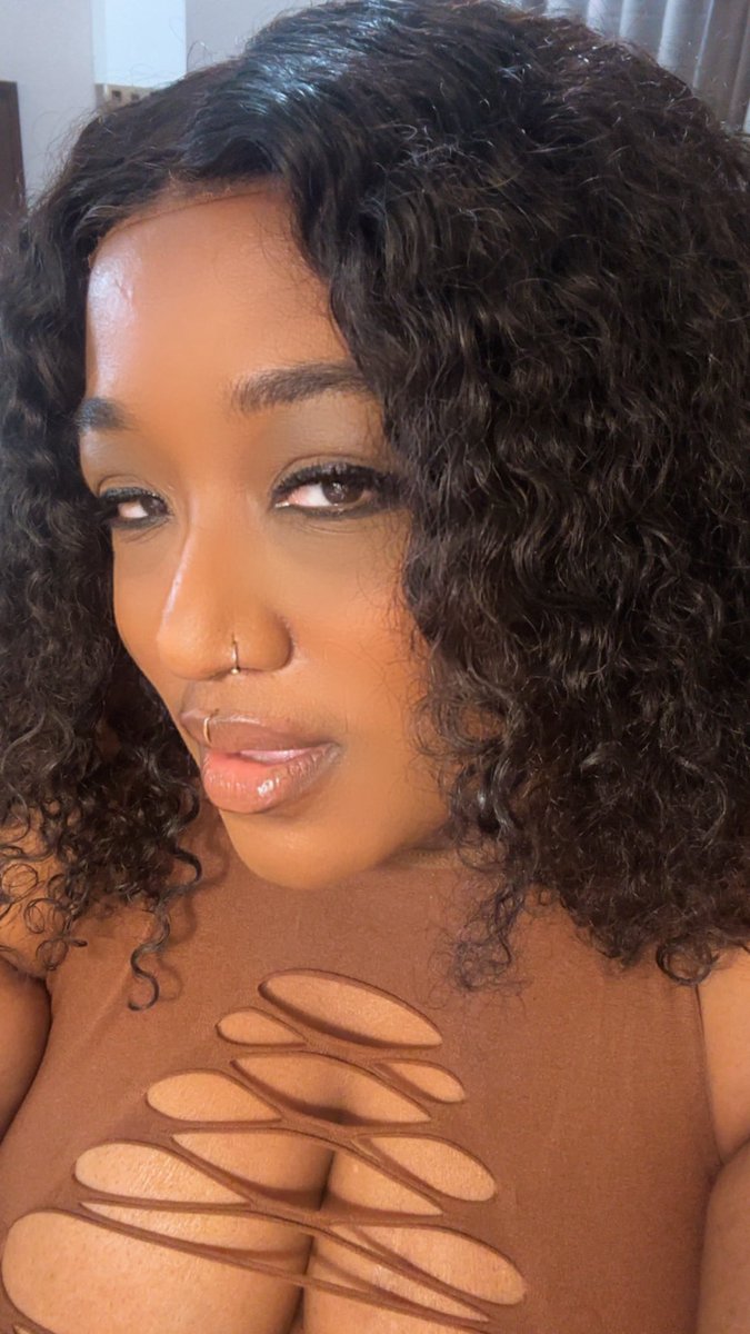 ThickBella85 tweet media