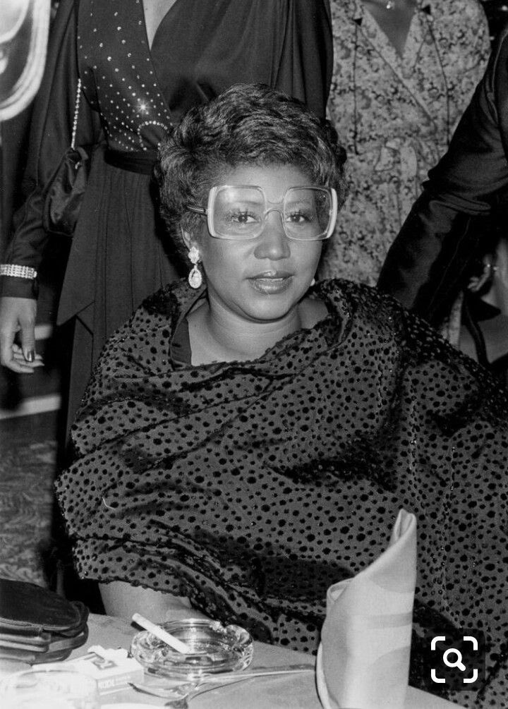 care bear ౨ৎ tweet media