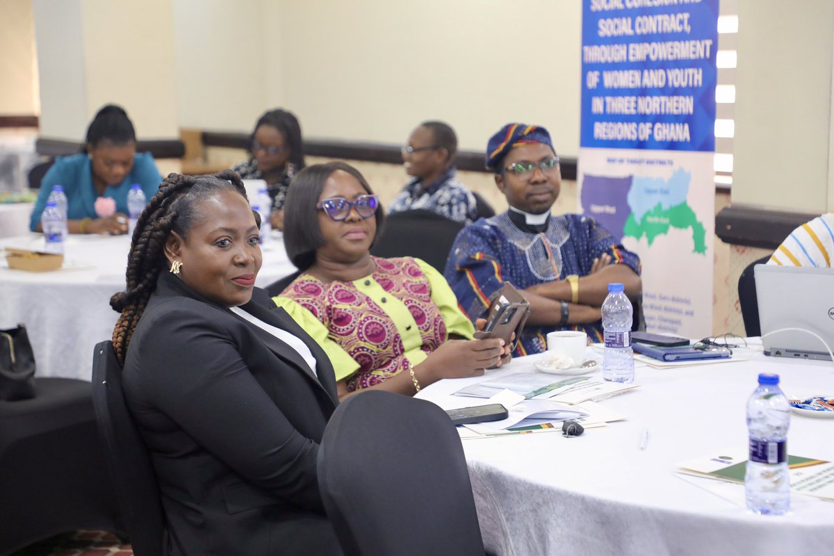 UNDPGhana's tweet photo. Day 2 of 🇬🇭’s forum on P/CVET, participants highlighted the role of gender in countering extremism.

Gender dynamics shape recruitment, radicalization & responses differently for men, women, boys & girls. Integrating these perspectives is key to a comprehensive, inclusive, and sustainable P/CVET approach in Ghana.

#ResilientCommunities #PVE #FundingWindows