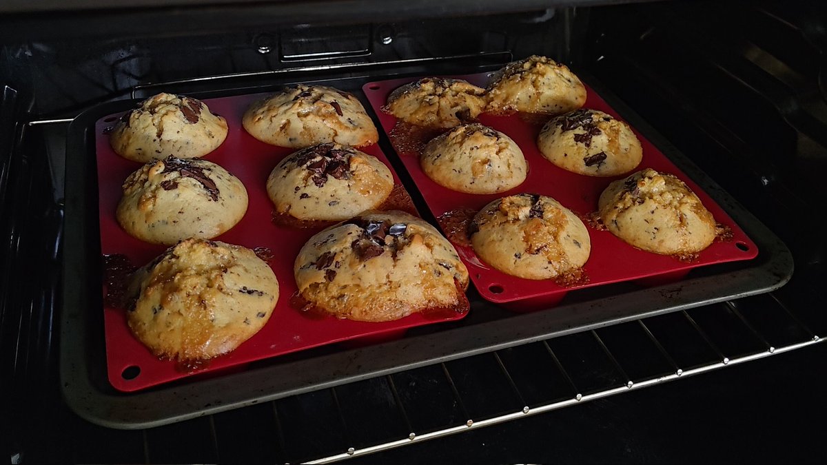 Muffins vanille pépites de chocolat, coeur coulant caramel beurre salé