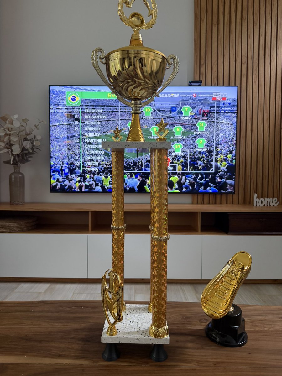 Santi Grizas 1️⃣9️⃣ tweet media