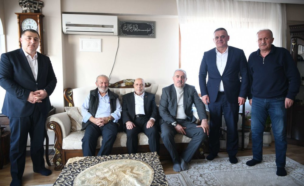 HAKİŞ KONFEDERASYONU tweet media