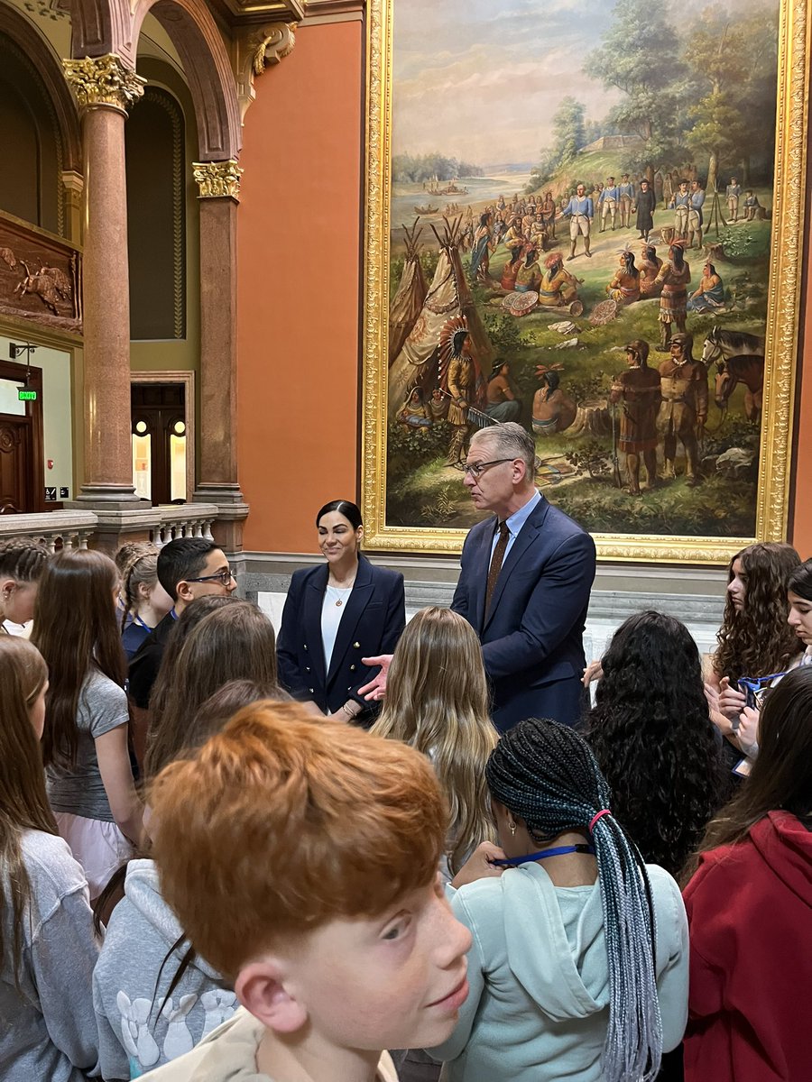 Lauren Lysy tweet media