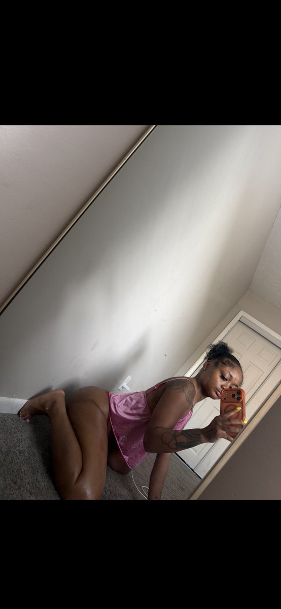 Kayla tweet media