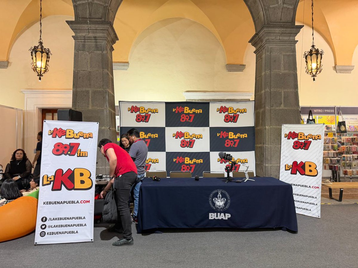 pepehanan's tweet image. Hoy @elineanoticias #ElineaDebate desde la @fenalibuap en la @buap en el #EdificioCarolino