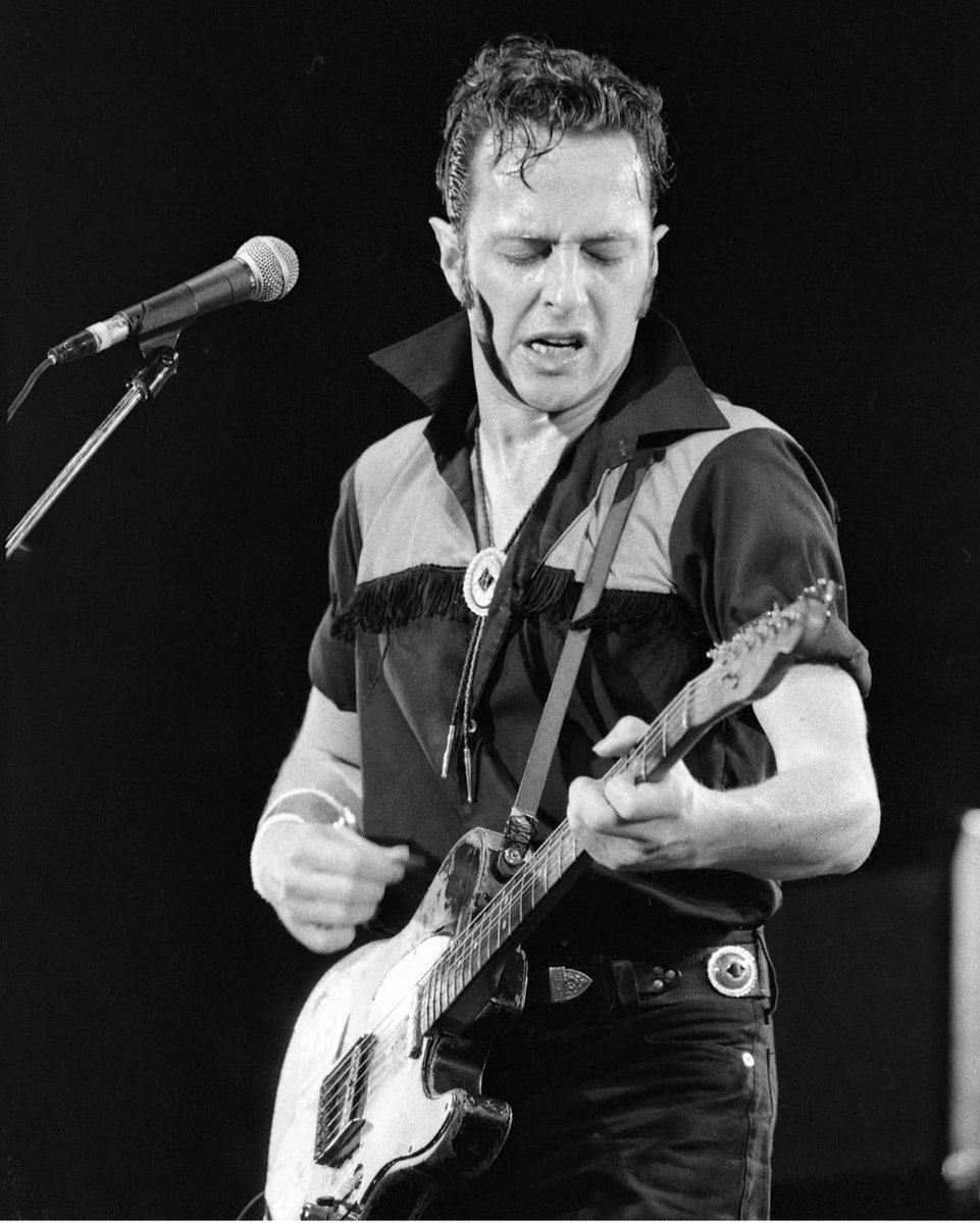 PunkAndNewWave tweet media