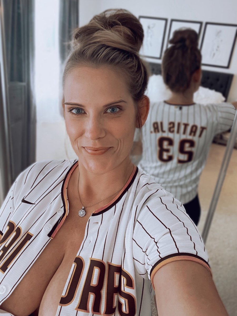 Annabelle Peaches tweet media