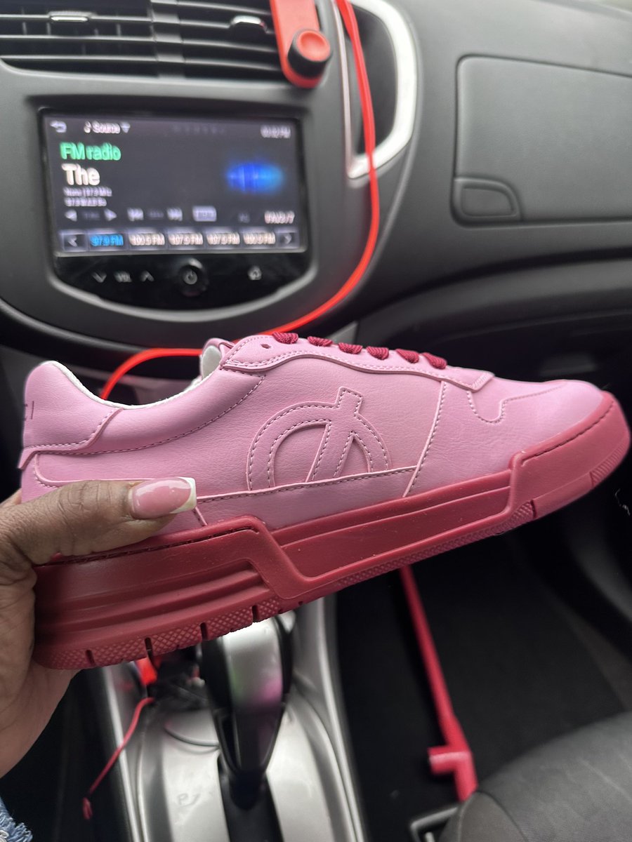 PrettiGanggang's tweet photo. My babies just came finally got them in my size letโs fukin gooooo #RedRubyDaSleeze
https://t.co/QBIeTZpeQ6 ๐ค๐ฝ๐ค๐ฝ๐ฅ๐ฅ๐ฅ๐ฉท๐ https://t.co/oDNKNZ9Wsn