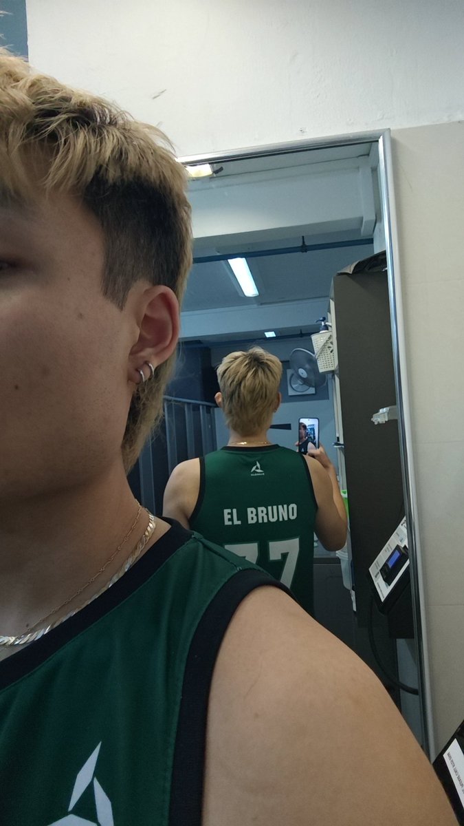 大狗狗狗狗 tweet media