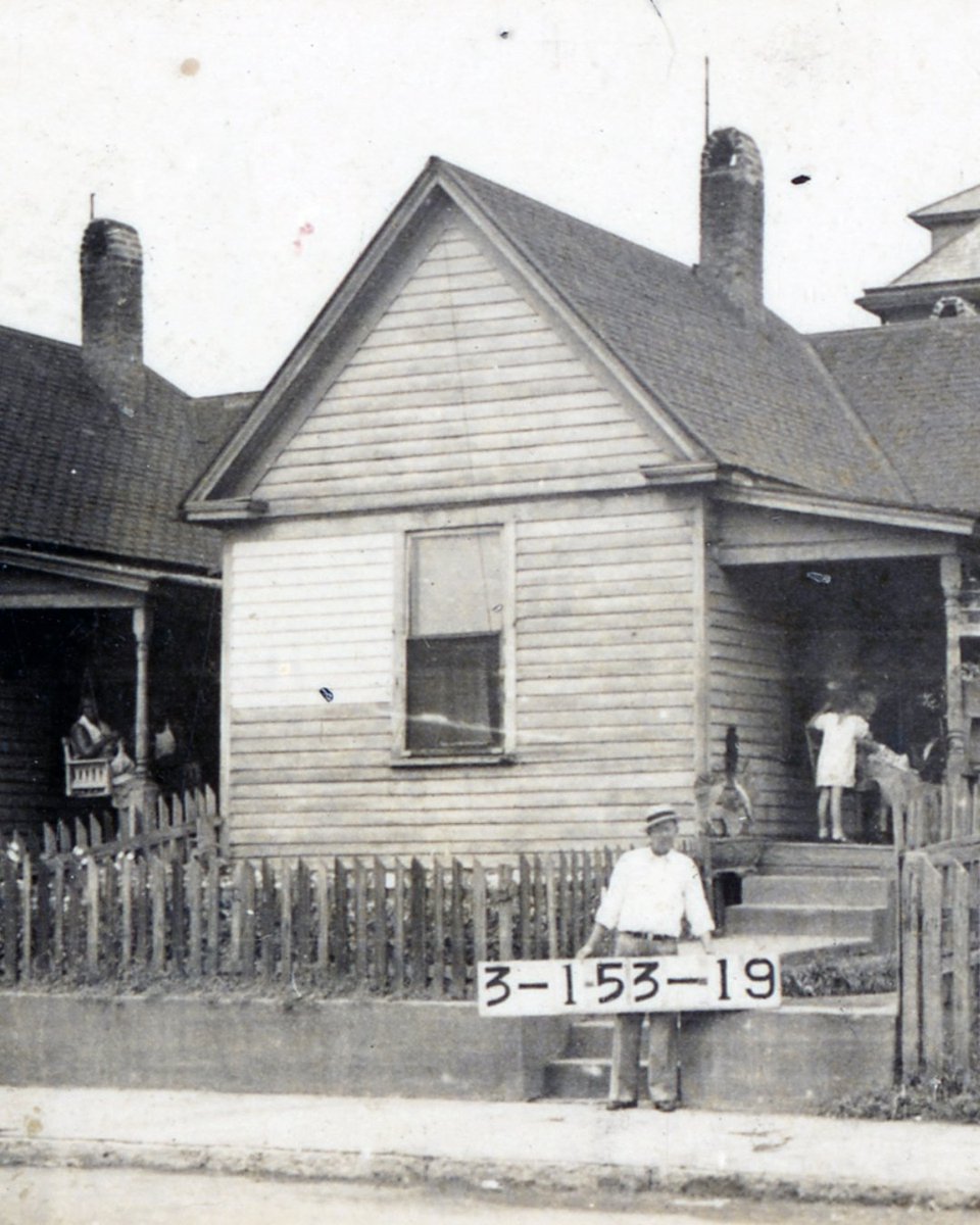 KCMO Public Library tweet media