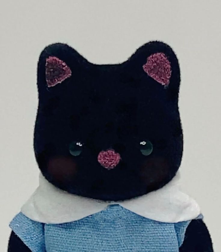 eevee ✨ tweet media