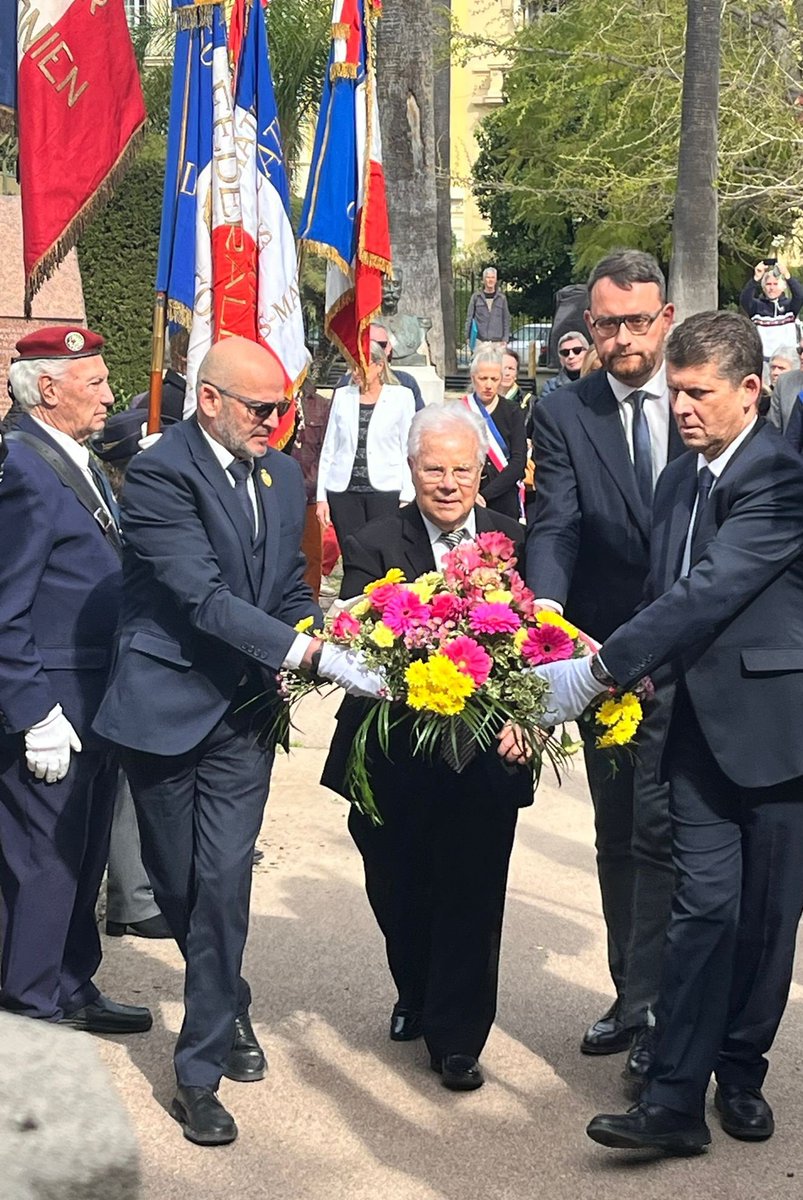 PierreMarseill's tweet photo. Notre association, dans sa mission de transmission de la mémoire, a contribué, ce jeudi 26 mars, à la commémoration, organisée par la Ville de #Nice, de la fusillade de la rue d'Isly à Alger, au Mémorial des Rapatriés, jardin Alsace-Lorraine.
#transmission #devoirdemémoire https://t.co/hvZy9OuGH7