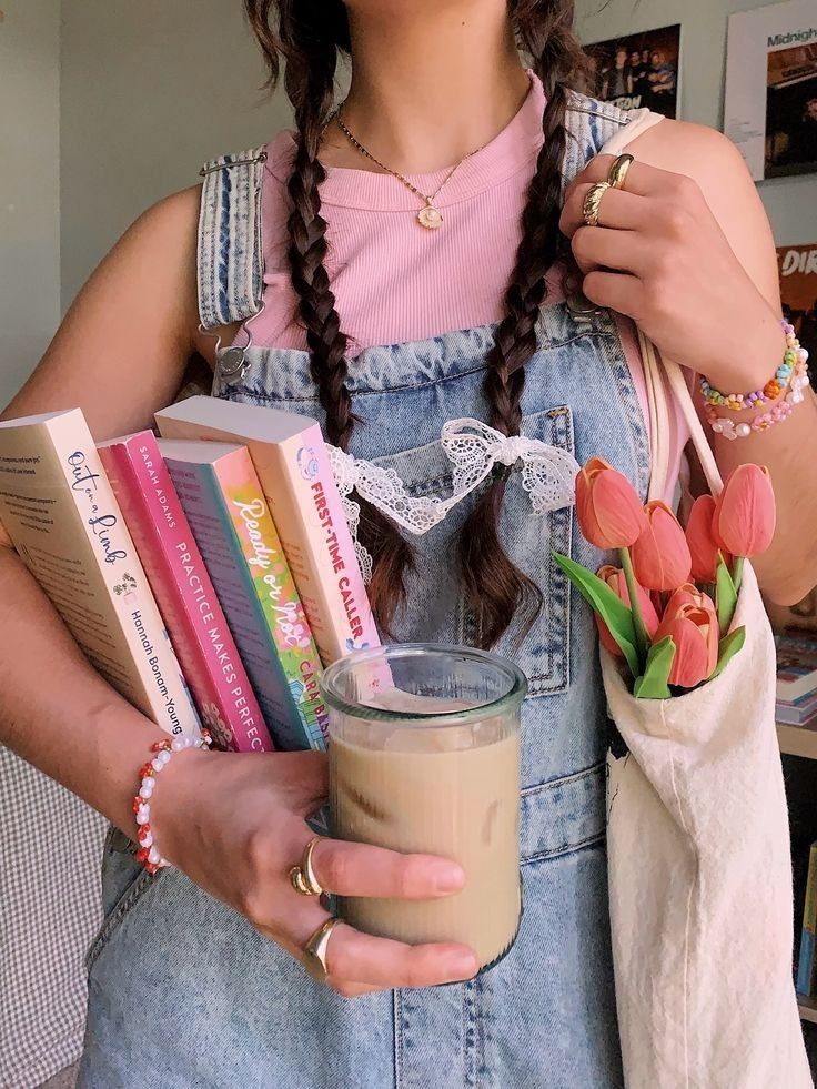 ana lvs sofi🪐 tweet media