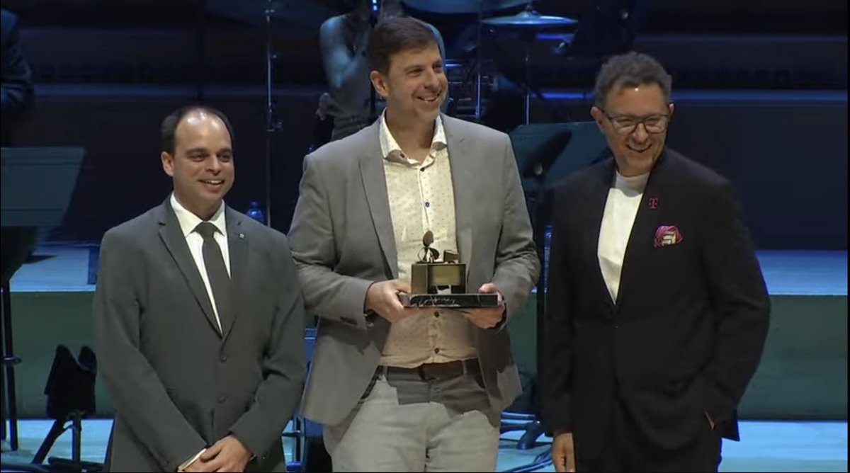 TelecosCAT tweet media