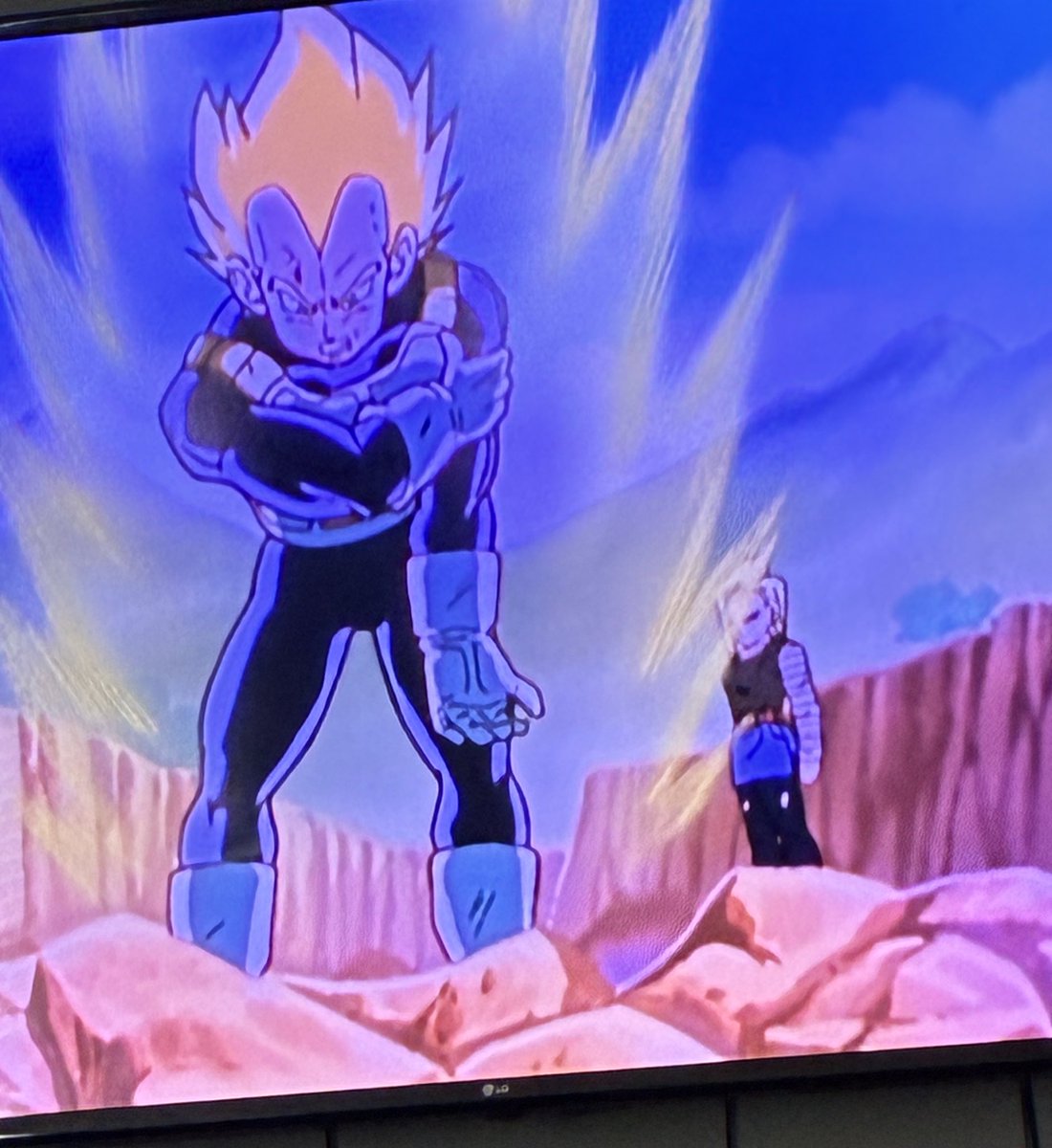 COOLEE BRAVO 🥞🧇 tweet media