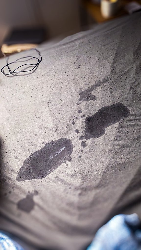 FreakyOnes tweet media