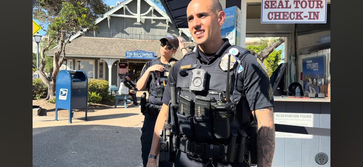 Mr. Breeze™ tweet media