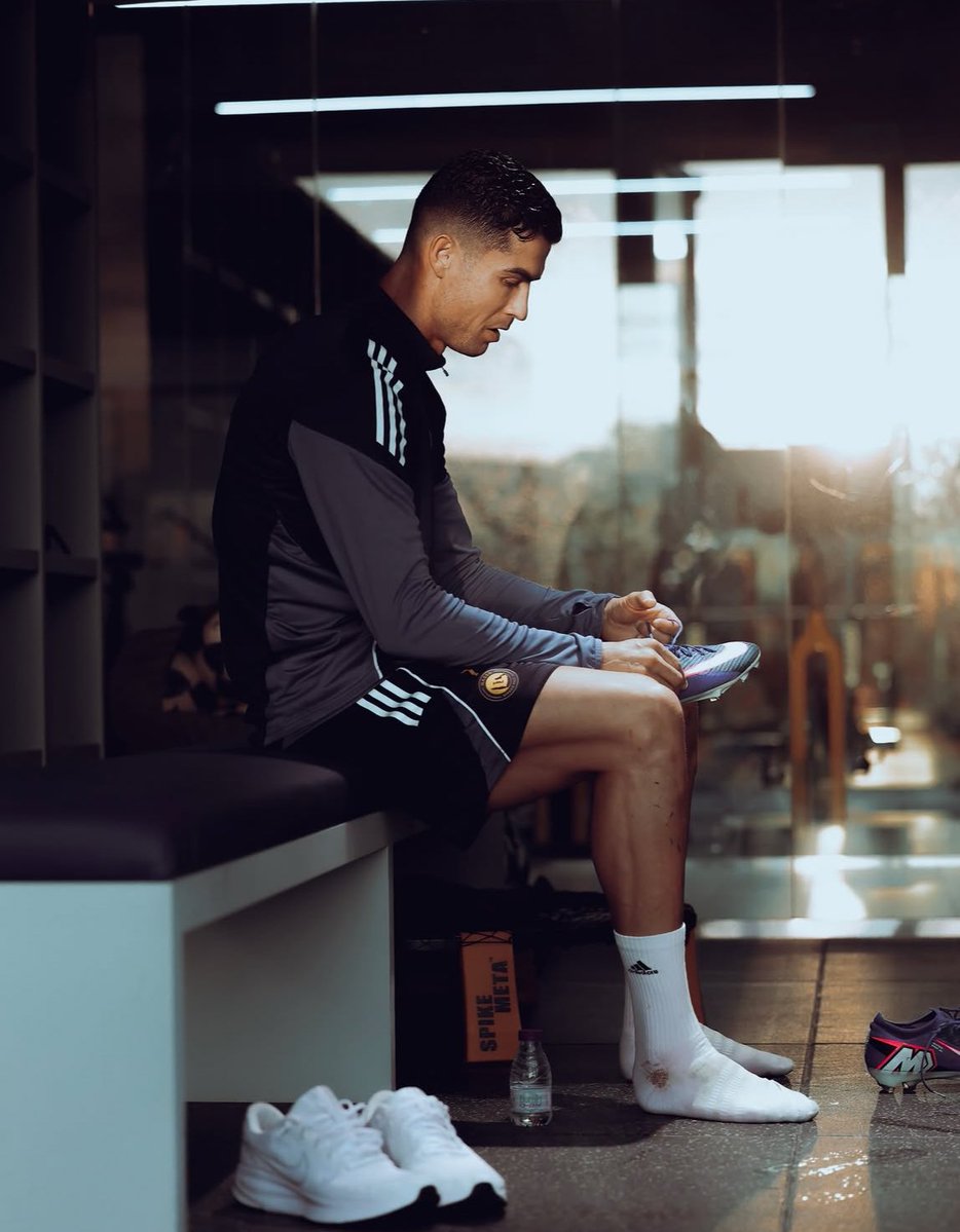 The CR7 Timeline. tweet media