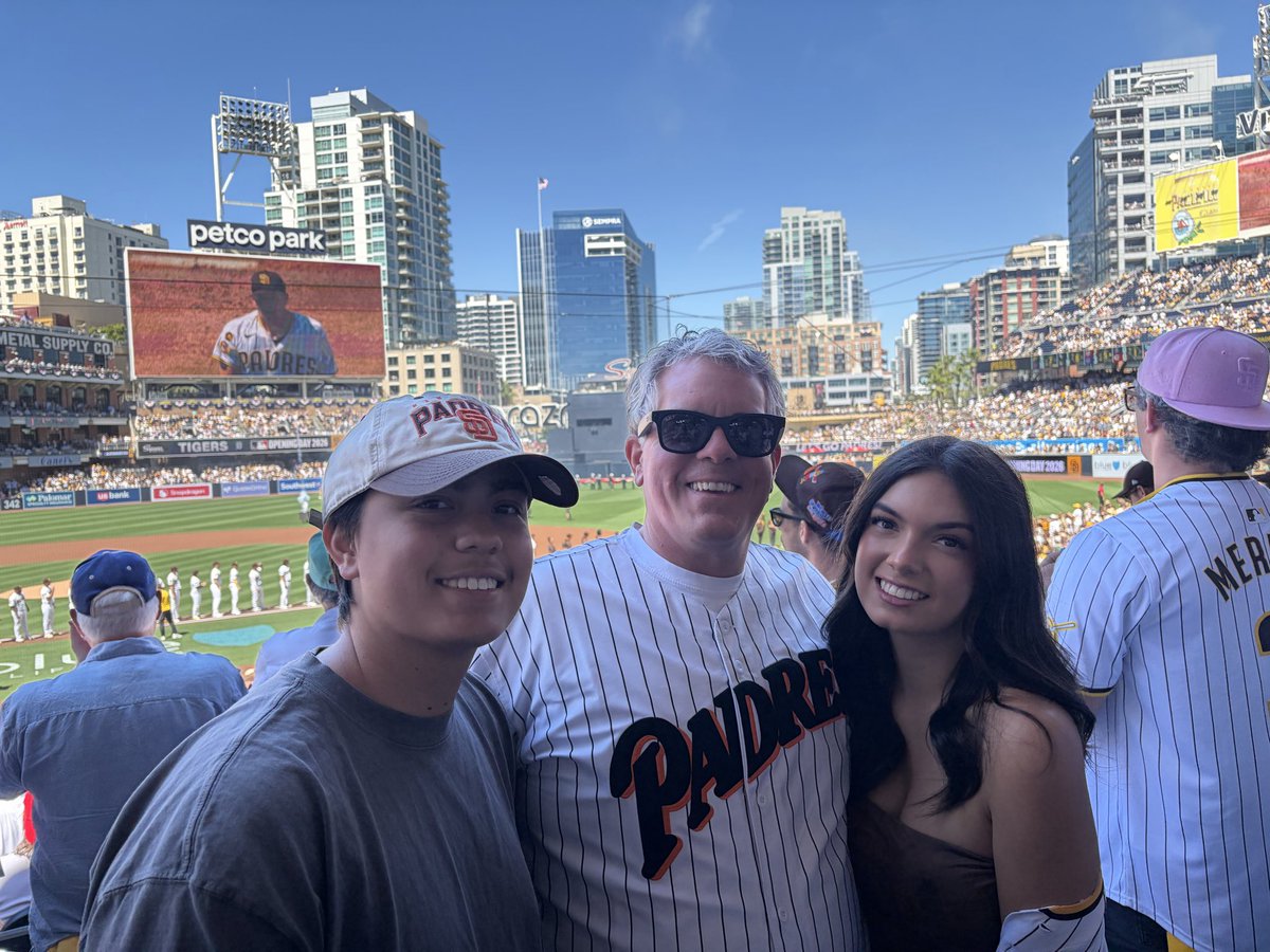 stompk35's tweet photo. Opening Day 2026 @MLB @Padres #forthefaithful https://t.co/vpsuY0l0RH