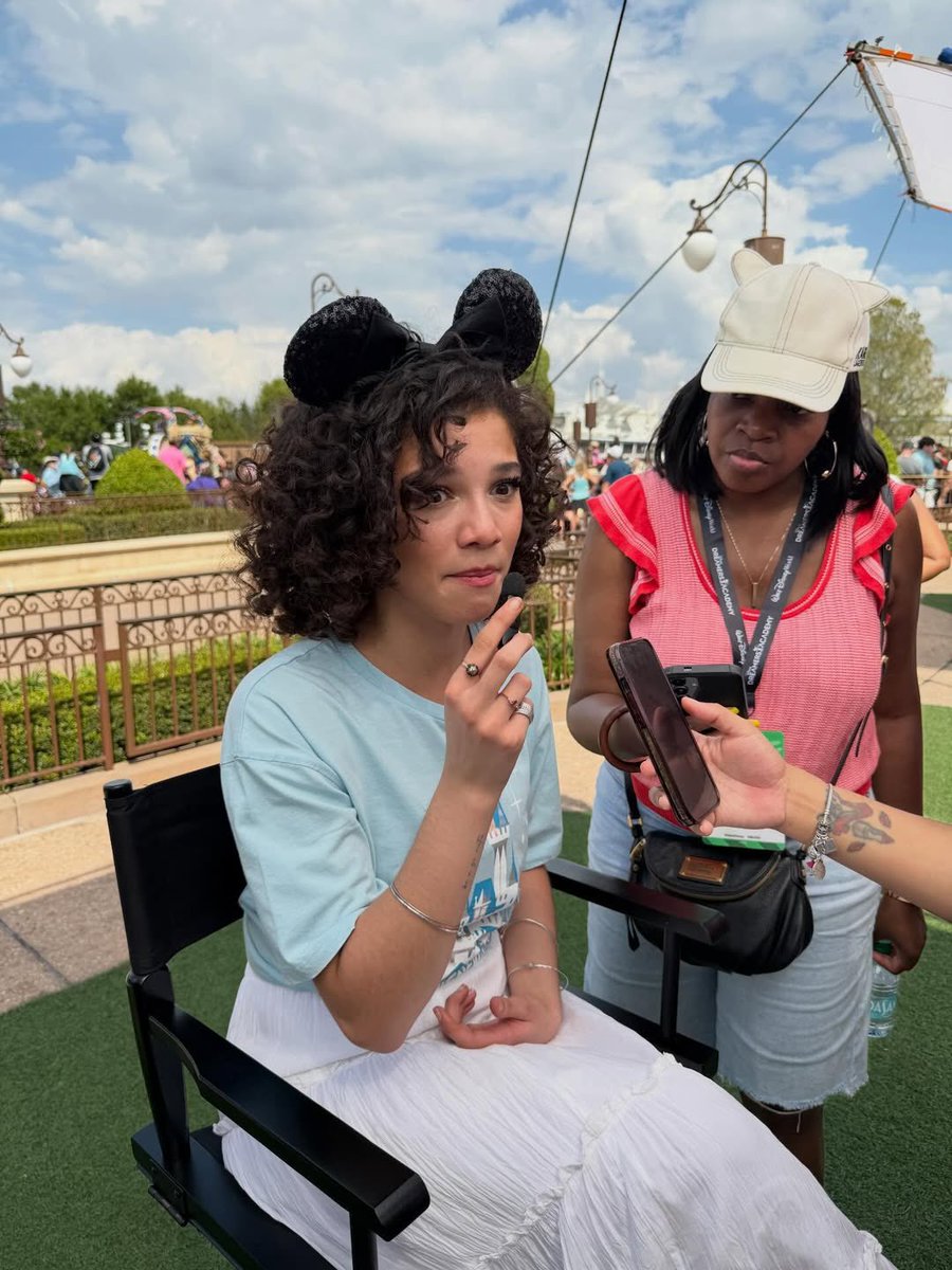 Malia Crave tweet media