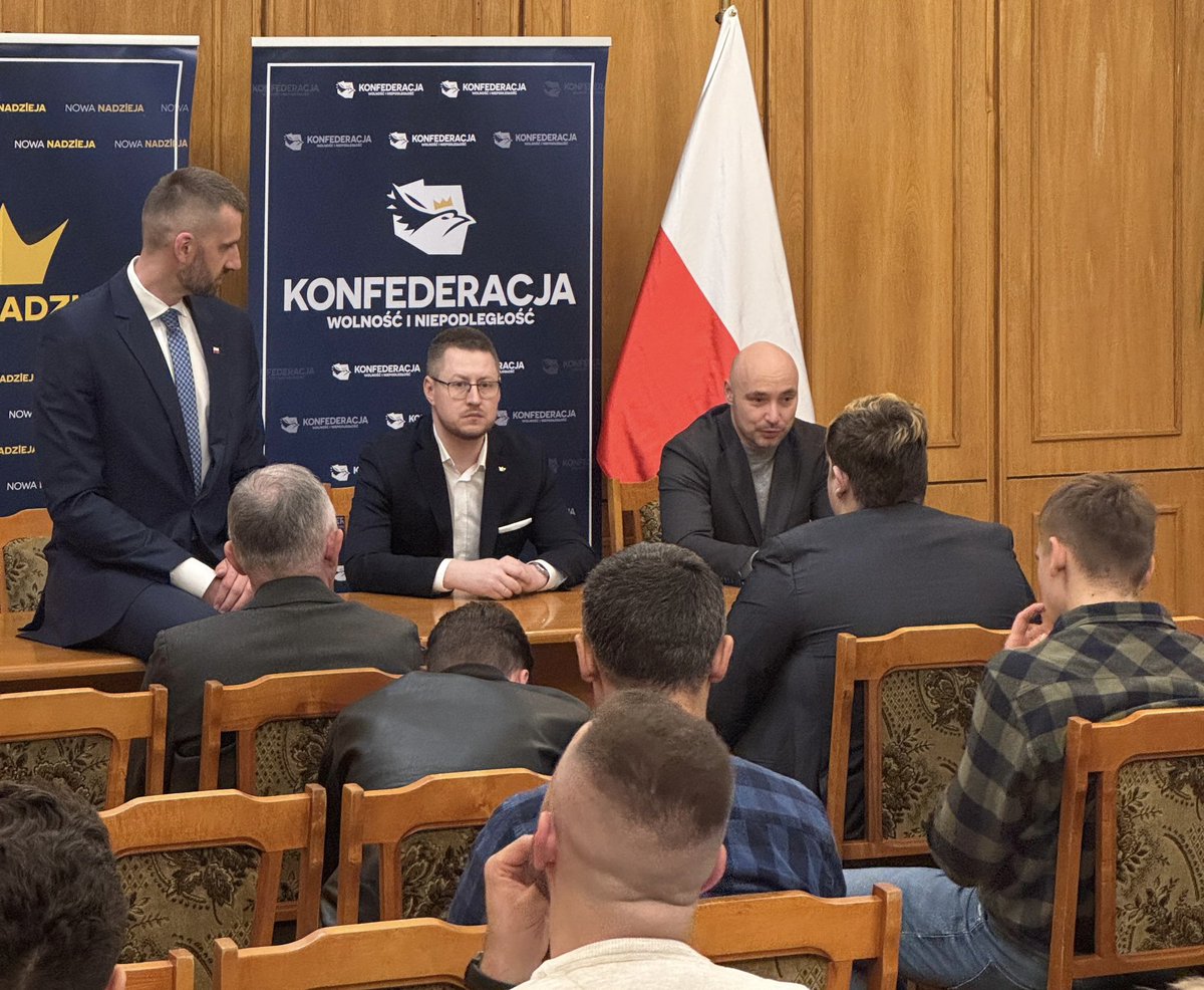 Tomasz Loewnau tweet media