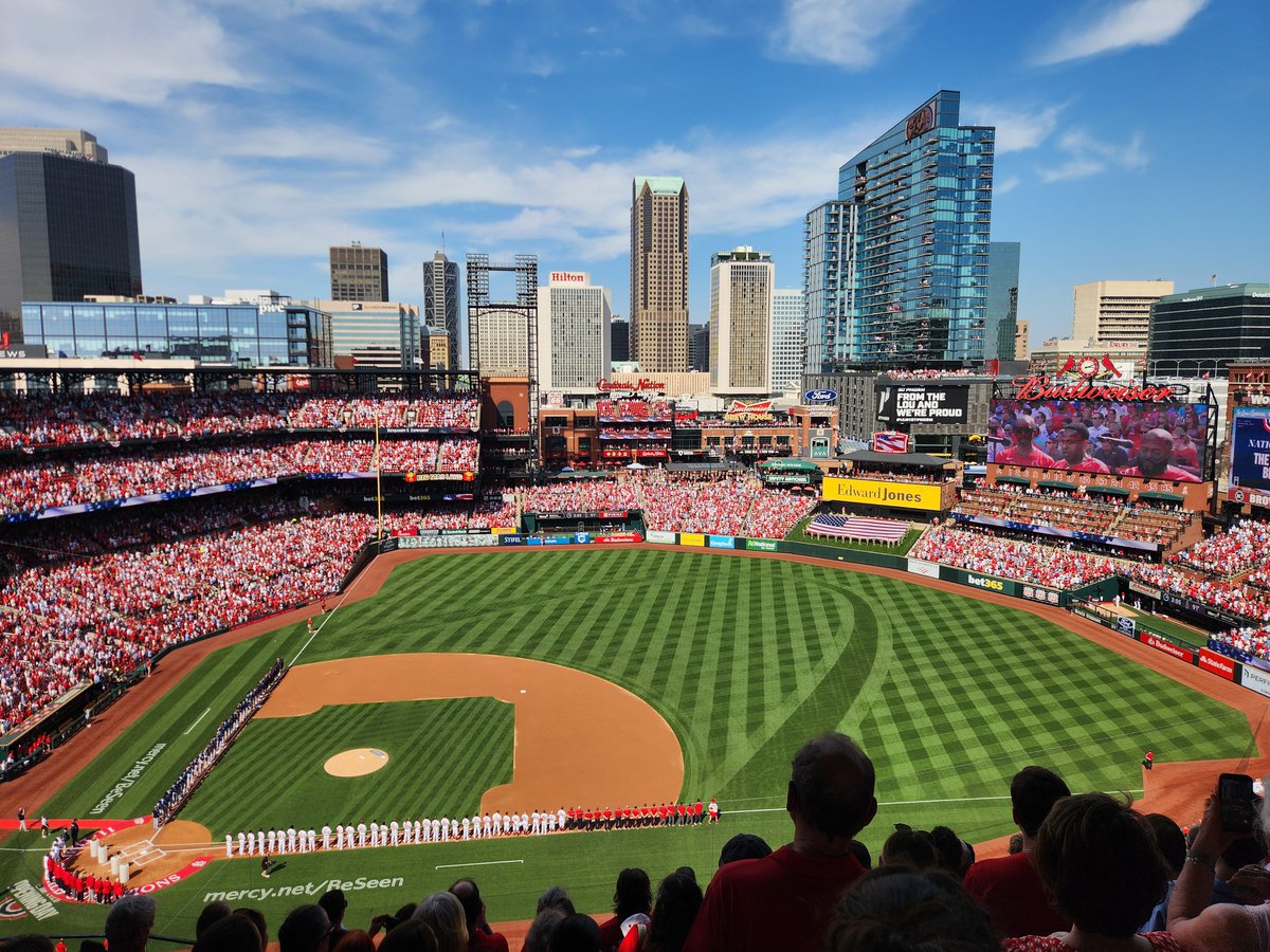 Carlos & José tweet media